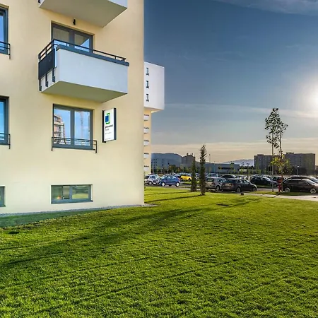 Promenada Apartment