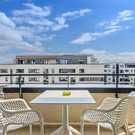 Promenada Apartment *