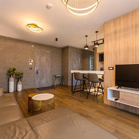 Promenada Apartment *